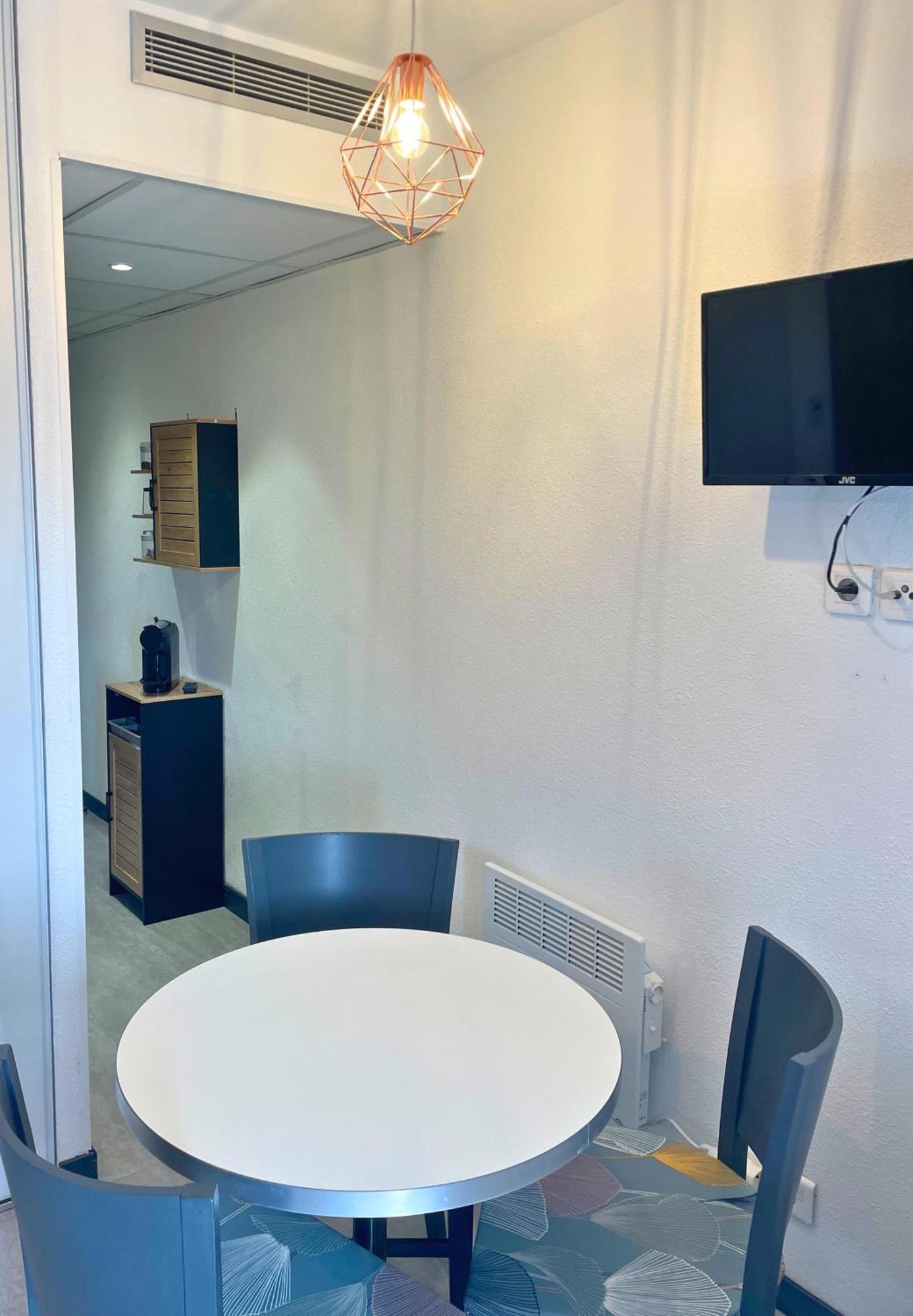 Reve Rose Equipe, Wifi, Vue Lourdes